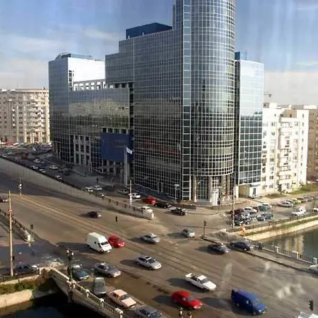 Lägenhet Eastcomfort Unirii Sq. Bukarest